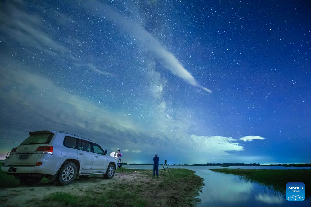 Milky Way sparkles over night sky in NE China's Heilongjiang
