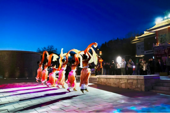 Explore Badaling: Plam a night trip to Badaling Explore Badaling: Plam a night trip to Badaling