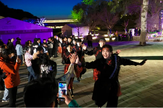Explore Badaling: Plam a night trip to Badaling Explore Badaling: Plam a night trip to Badaling