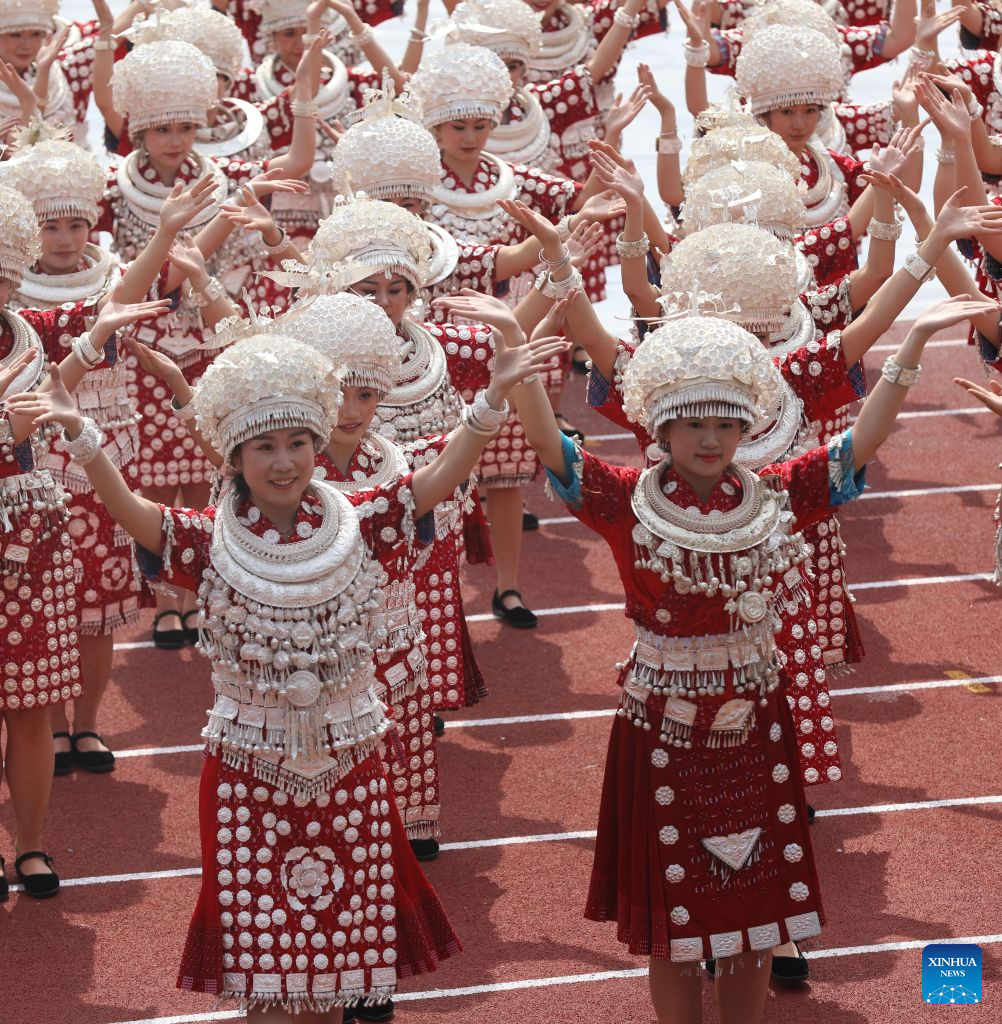 Qiandongnan Miao and Dong Autonomous Prefecture celebrates 70th founding anniversary