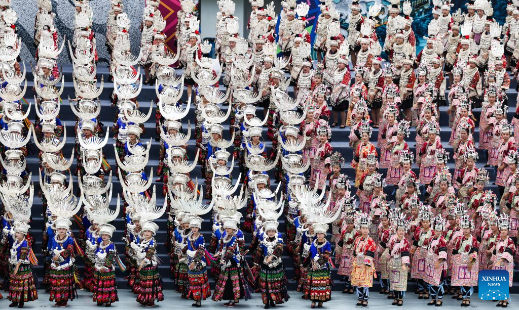Qiandongnan Miao and Dong Autonomous Prefecture celebrates 70th founding anniversary