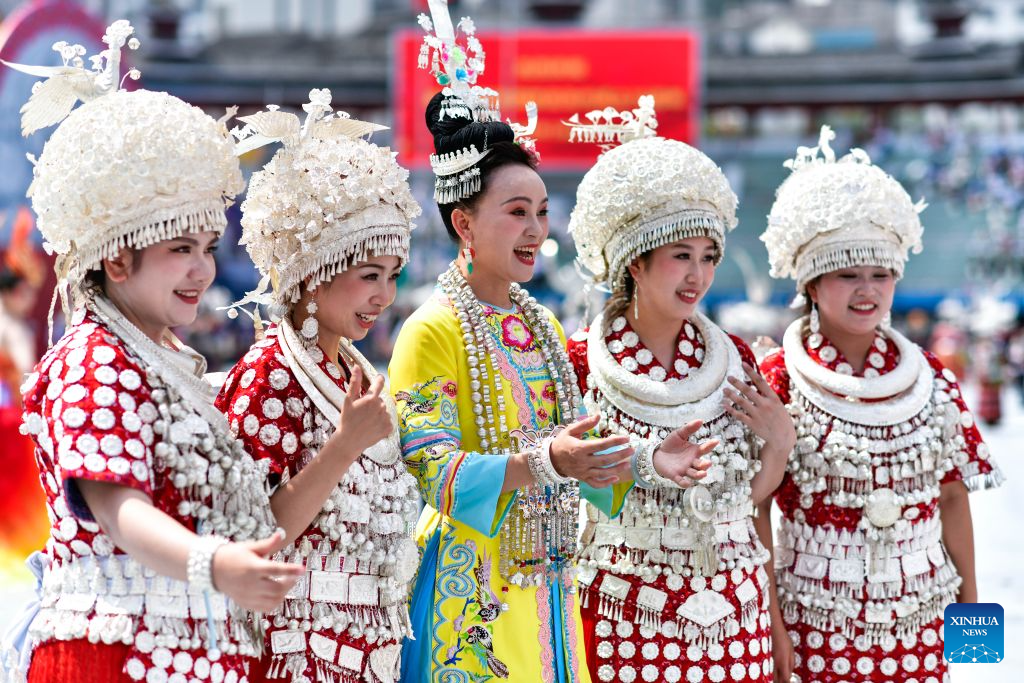 Qiandongnan Miao and Dong Autonomous Prefecture celebrates 70th founding anniversary