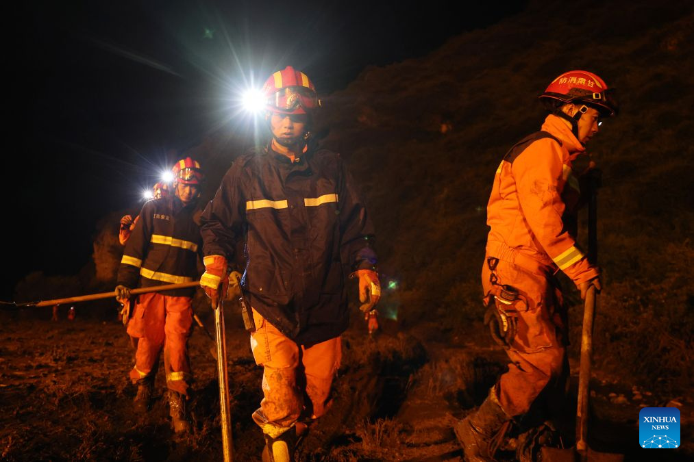 Rescue operations underway following flash flood in NW China's Gansu