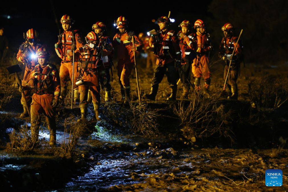 Rescue operations underway following flash flood in NW China's Gansu