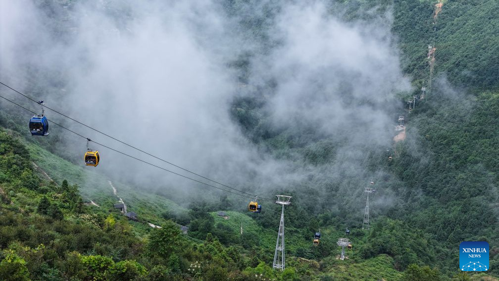 Huxingshan Yao Township in Hunan embraces tourism boom in midsummer