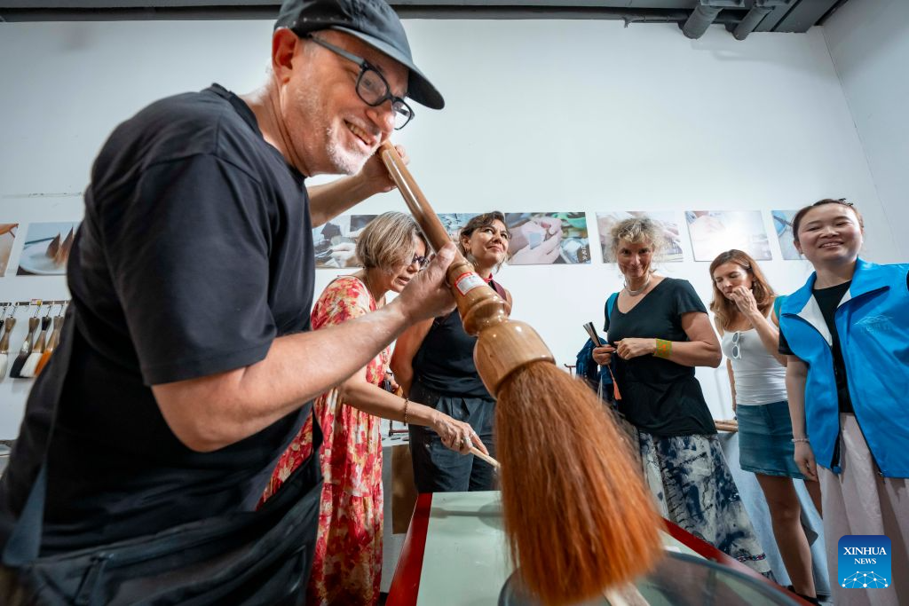 Xuan paper culture fuels tourism growth in Jingxian County, China's Anhui