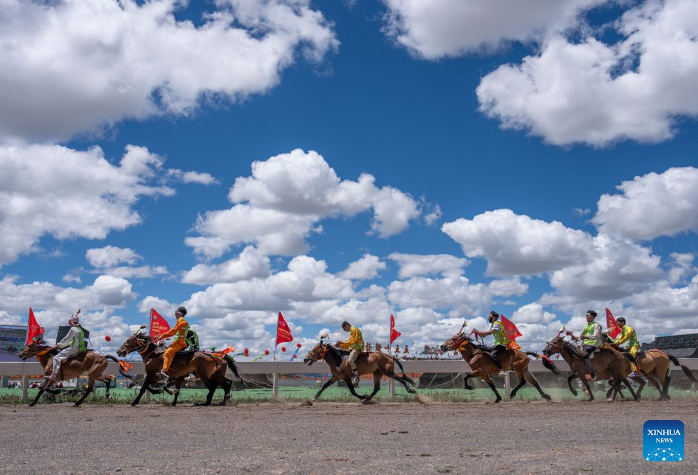 Nagqu Horse Racing Festival 2026 kicks off in China's Xizang