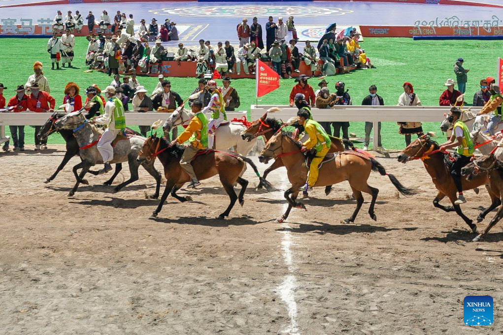 Nagqu Horse Racing Festival 2026 kicks off in China's Xizang