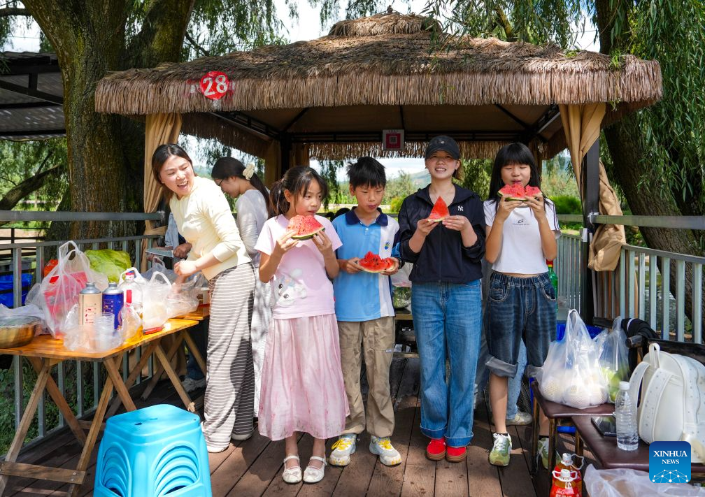Zhaotong City in China's Yunnan optimizes services for summer retreat tourism