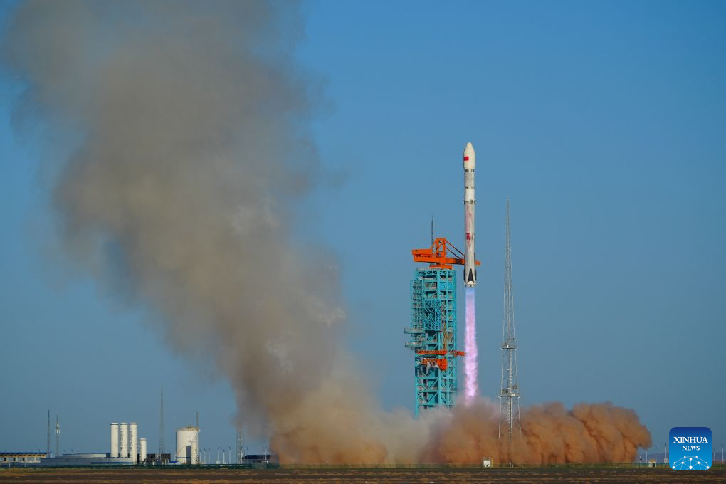 China Focus: China launches Zhuque-3, achieving its first rocket recovery on land