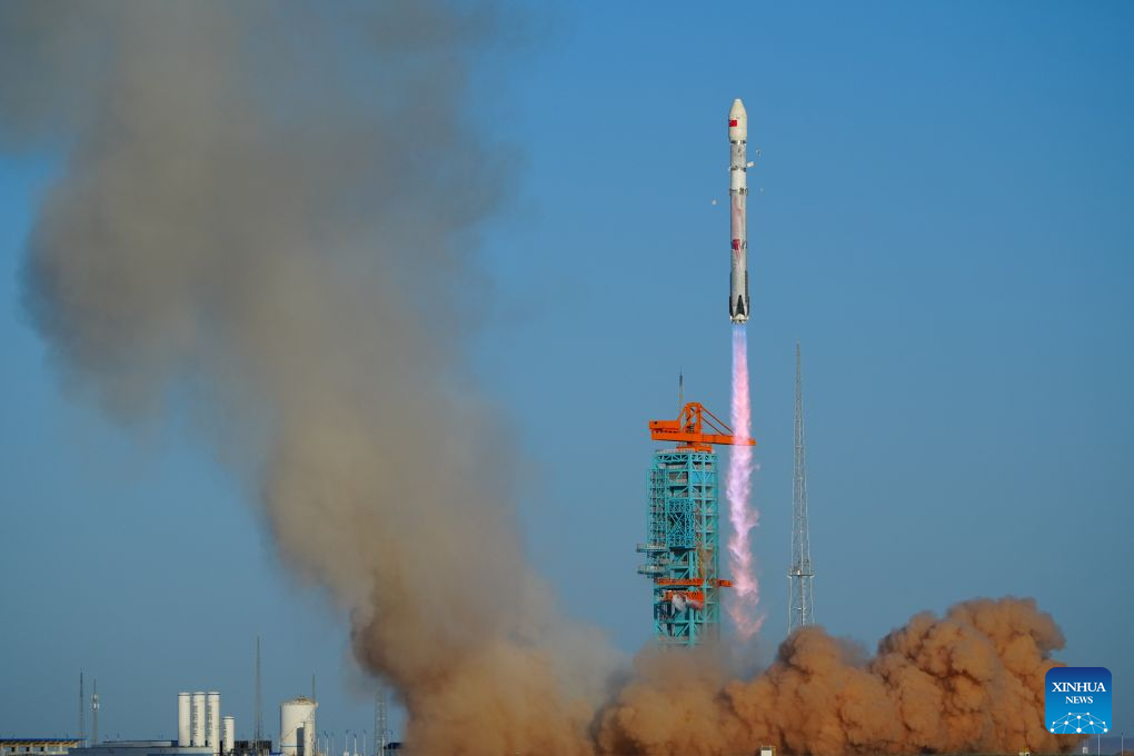 China Focus: China launches Zhuque-3, achieving its first rocket recovery on land