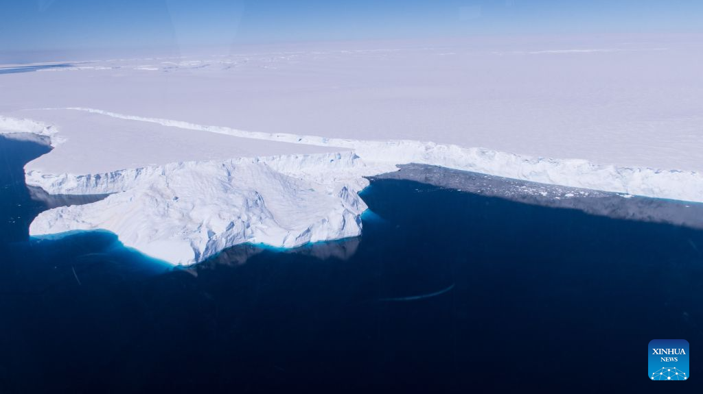 Multiyear tropical warm pool warming temporarily slows Antarctic mass loss, study finds