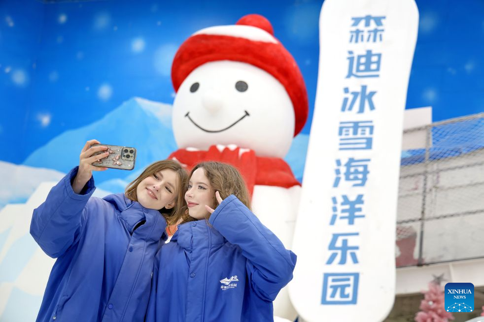 Foreign dancers embrace life and culture in China's Nantong