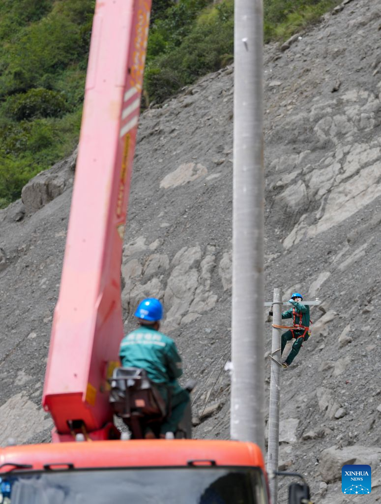 Power restored at mudslide-hit border port in China's Xizang