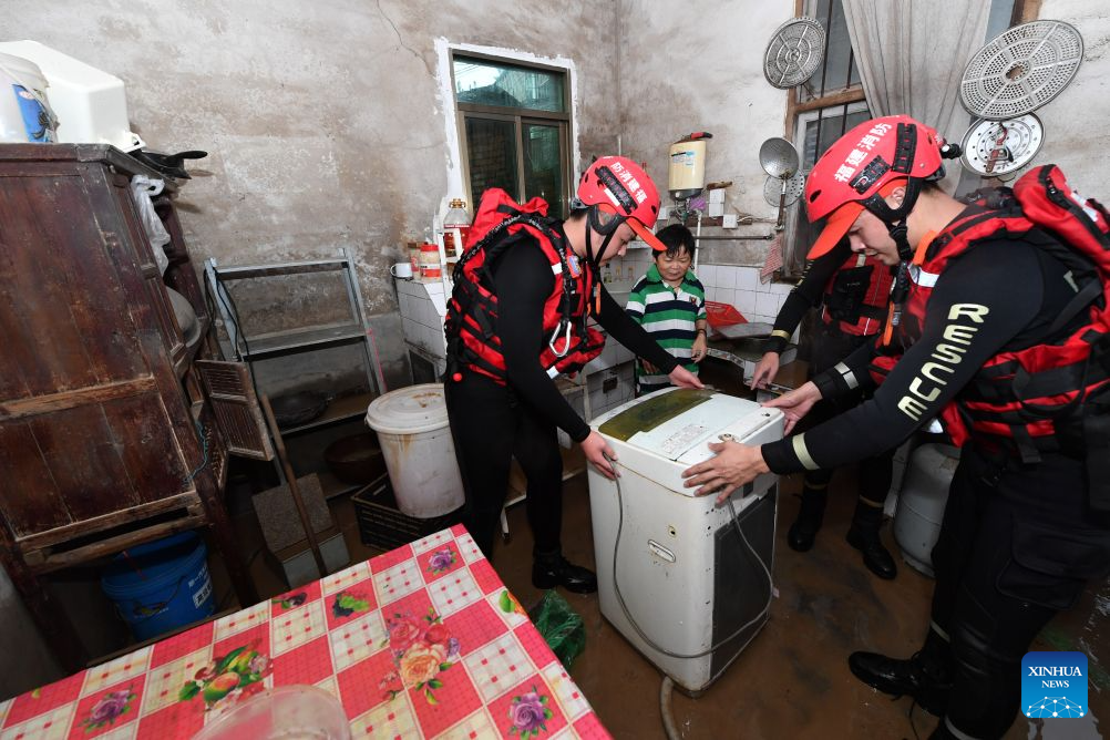 Rescue, relief efforts underway in typhoon-hit Minhou County, China's Fujian
