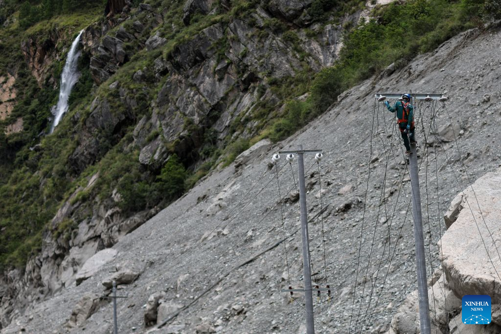 Power restored at mudslide-hit border port in China's Xizang