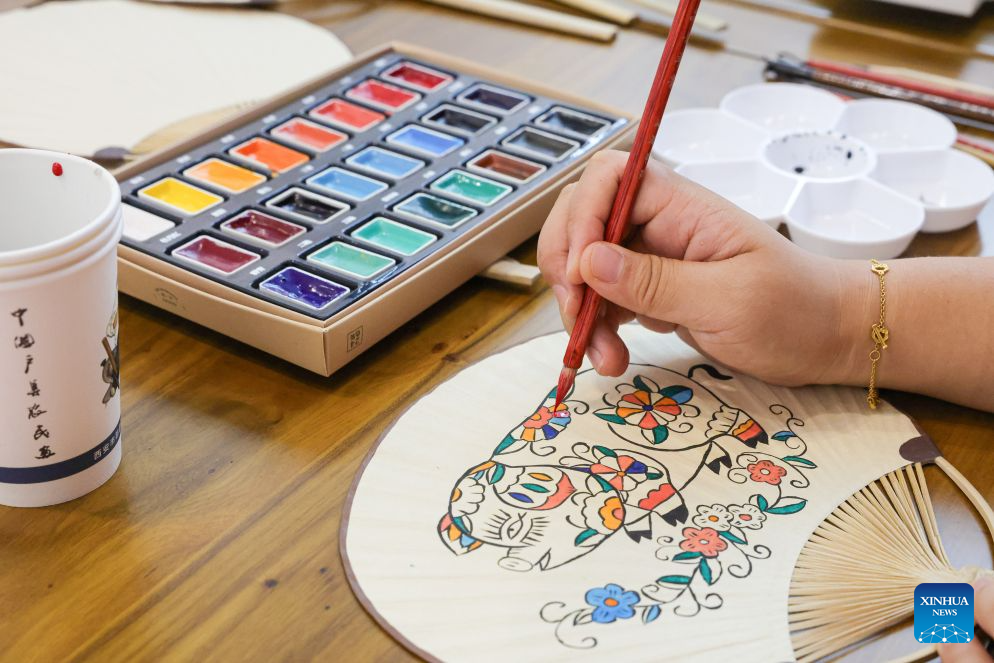 Across China: Gen-Z artists breath new life into China's naive art