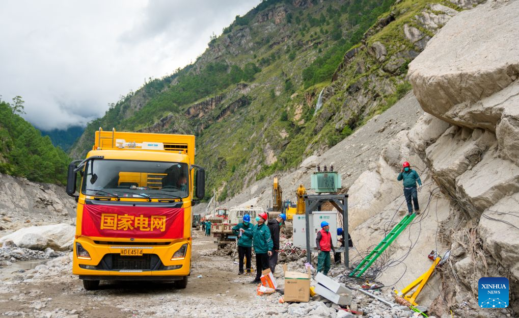 Power restored at mudslide-hit border port in China's Xizang