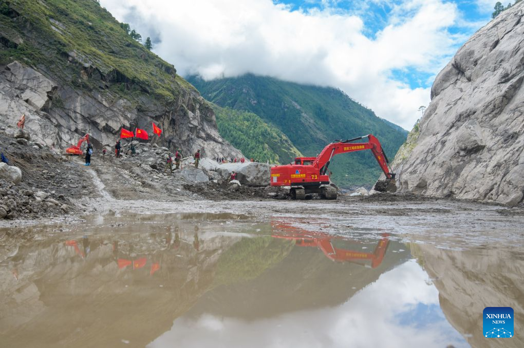 Rescue operations intensified as road access to mudslide-hit Gyirong Port basically restored