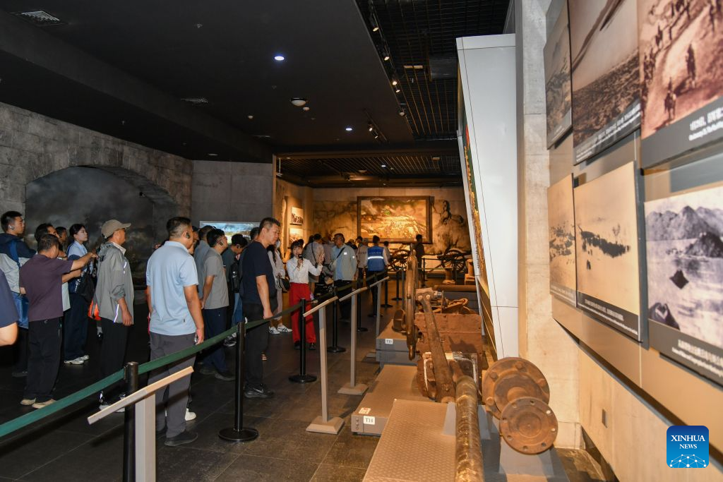 Tourism thrives in Weihai City, E China's Shandong
