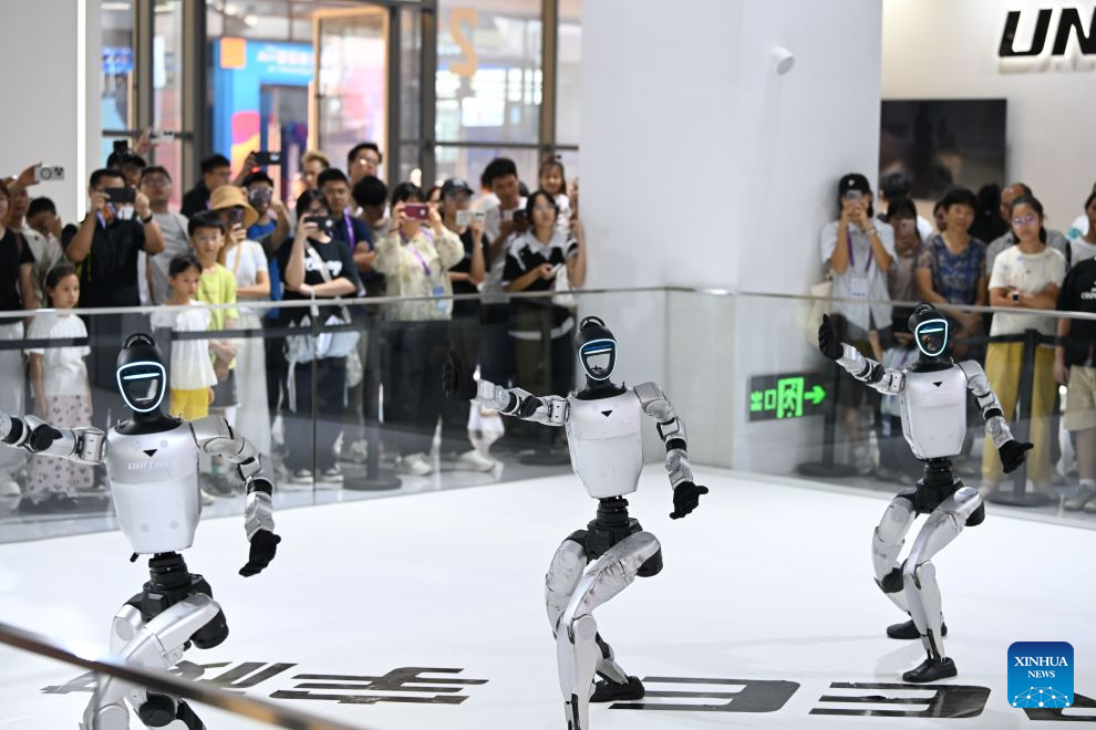 Intelligent robots showcased at 23rd China-ASEAN Expo