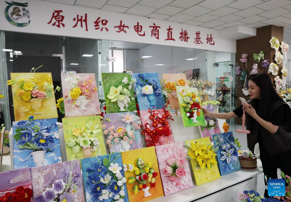 Intangible cultural heritage crafts boost employment in NW China's Ningxia
