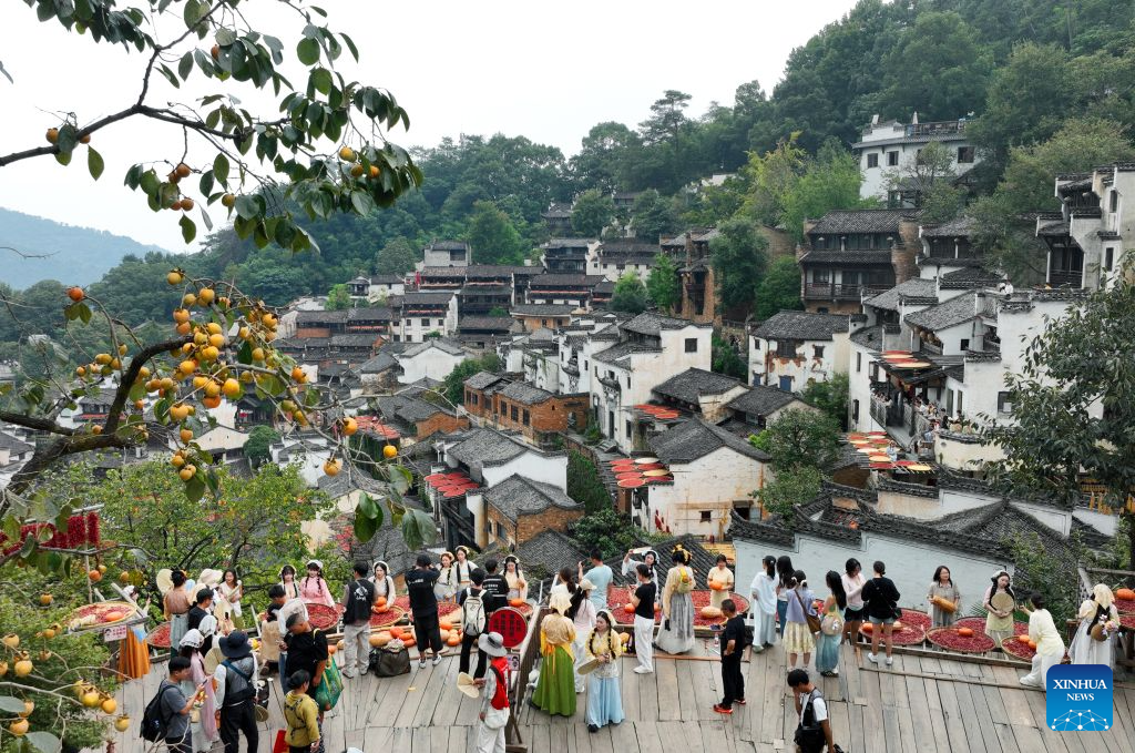 Tourism boom fueled by rural tradition Shaiqiu brings new life to villager in Jiangxi