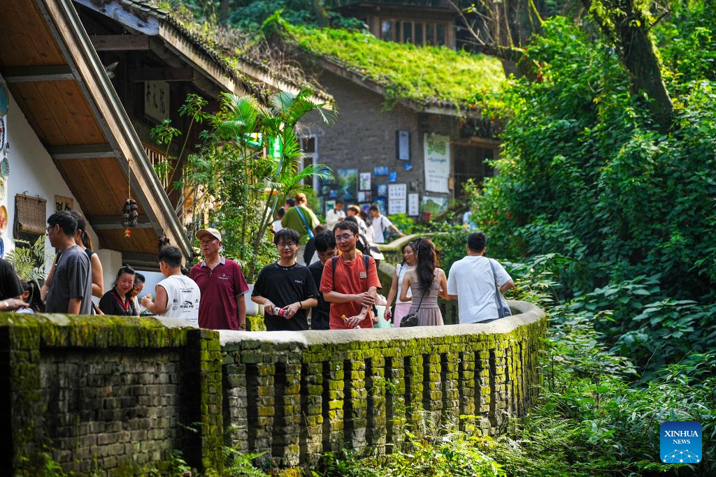 National Day holiday sees cultural, tourism boom across China