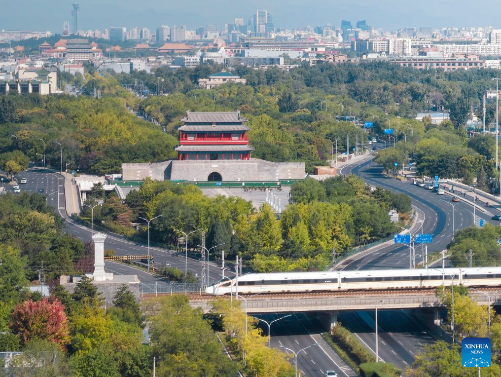 China's railways see holiday return peak amid vibrant tourism market