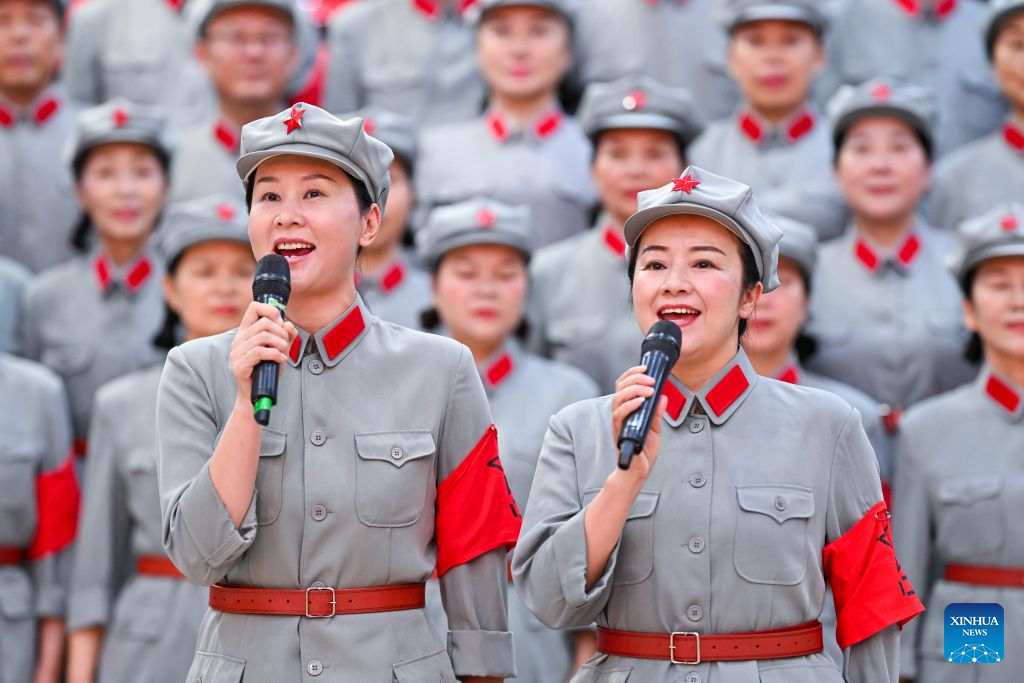 Long March Origin choir carries forward Red Army spirit