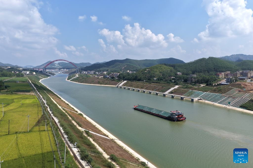 Cargo throughput of Pinglu Canal surpasses 1 mln tonnes in S China's Guangxi