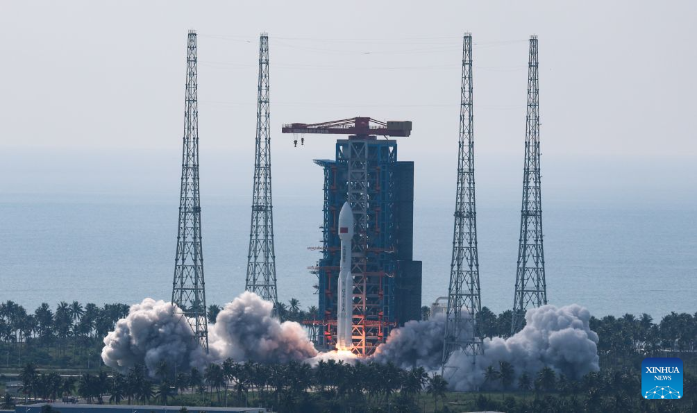 China launches new internet satellite group