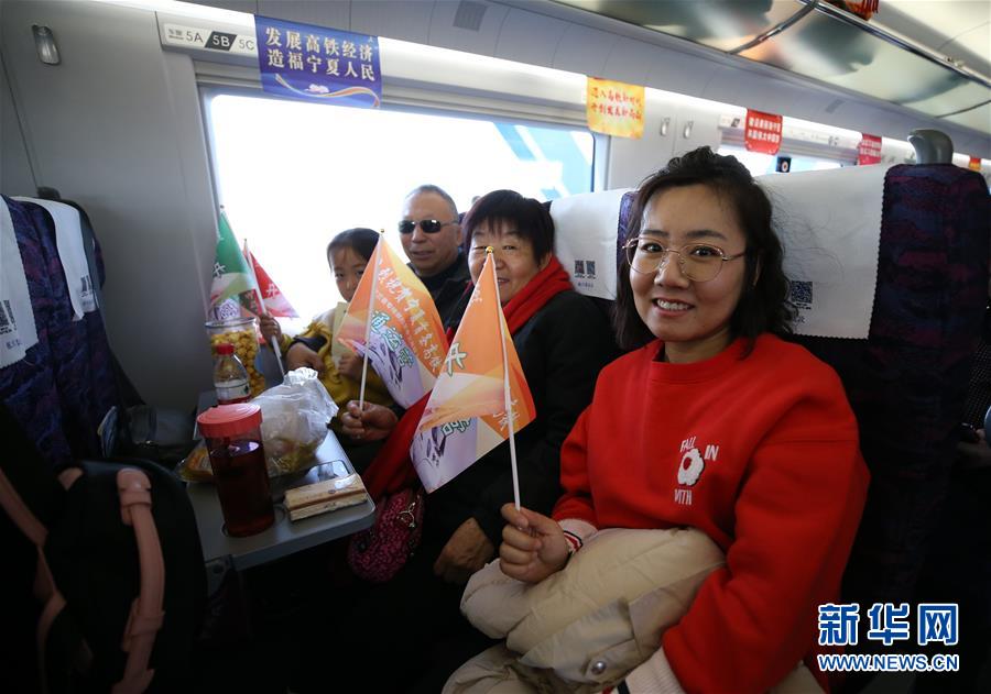 清华美院探索艺术产业人才培养新实践