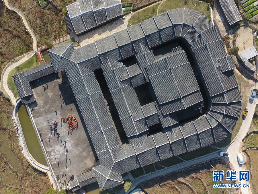 清华美院探索艺术产业人才培养新实践