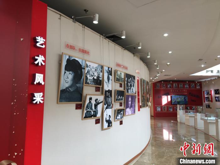 中国文联知名老艺术家艺术成就展举办