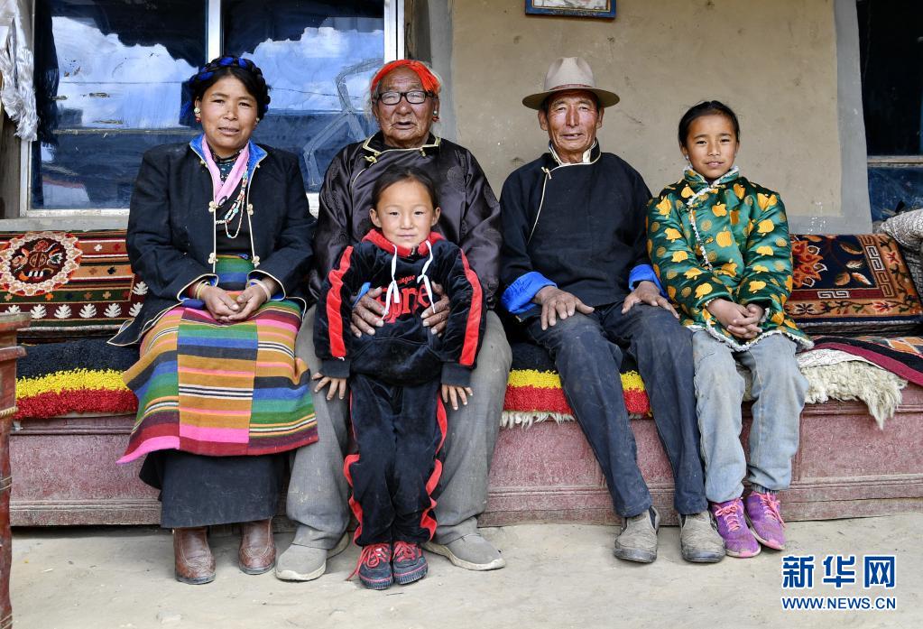 苦难和新生——西藏翻身农奴影像档案：索朗