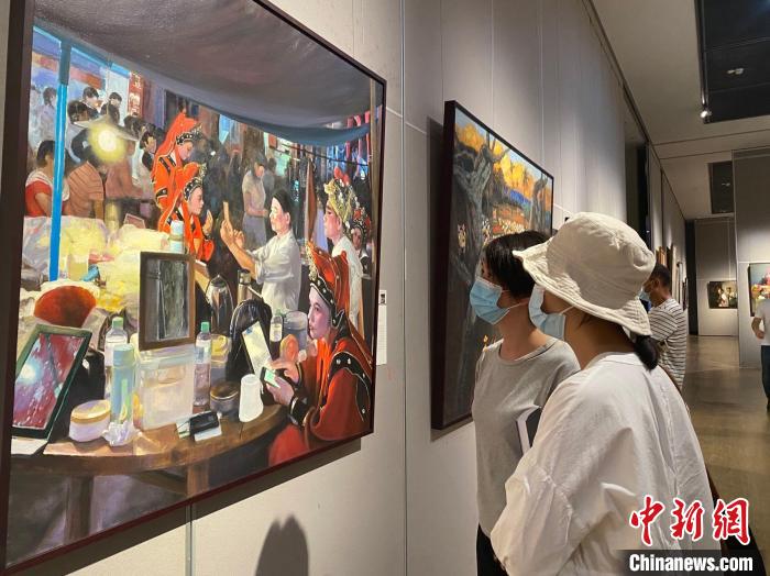 海南省非遗美术作品展开展 展出106幅作品