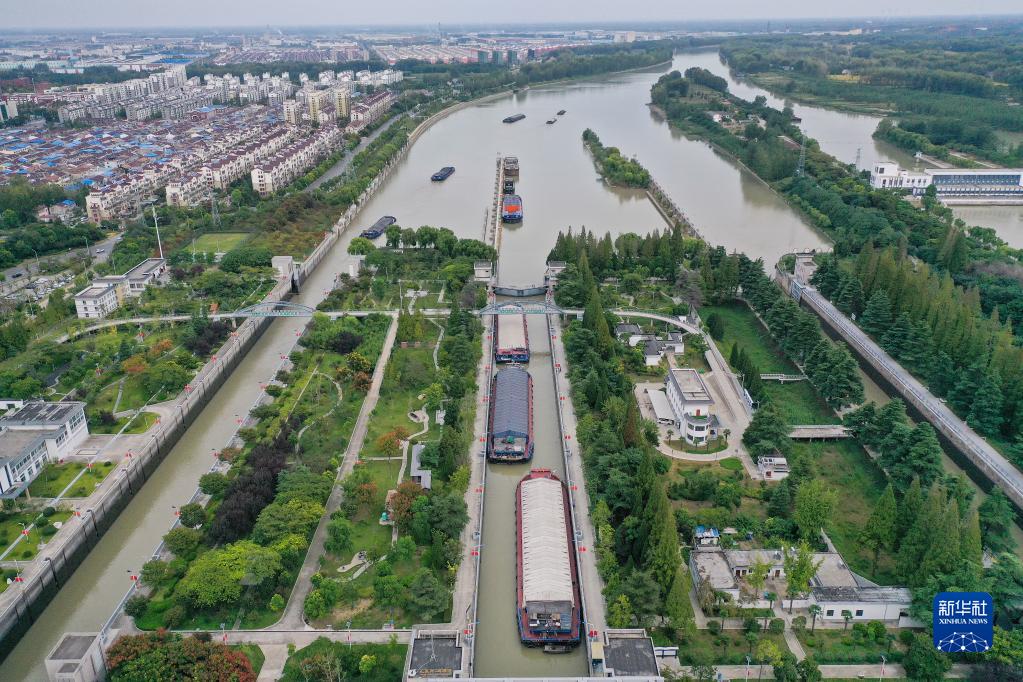 江河奔腾看中国丨流淌千年的大运河