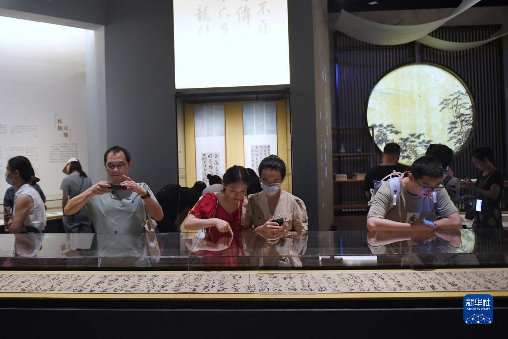 博物馆里感受“方正之间的中华文明”