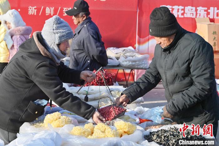 （新春见闻）吉林长春：乡村百年大集年味儿浓