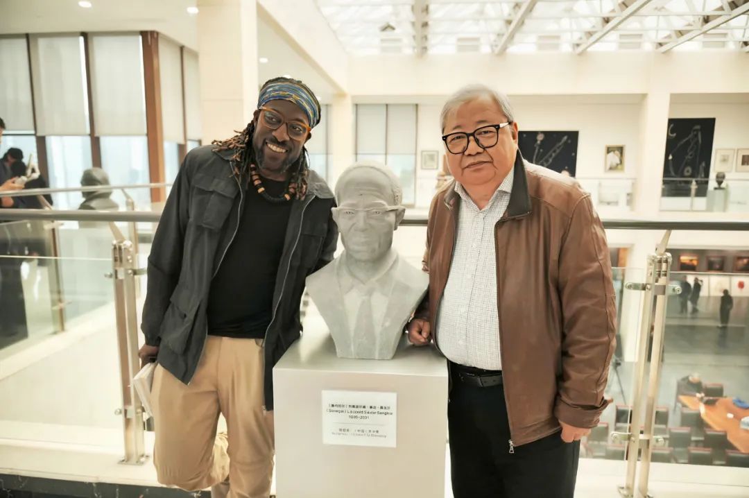 吉狄马加：诗人必须面对这个世界，因为诗人永远是人类文明的儿子