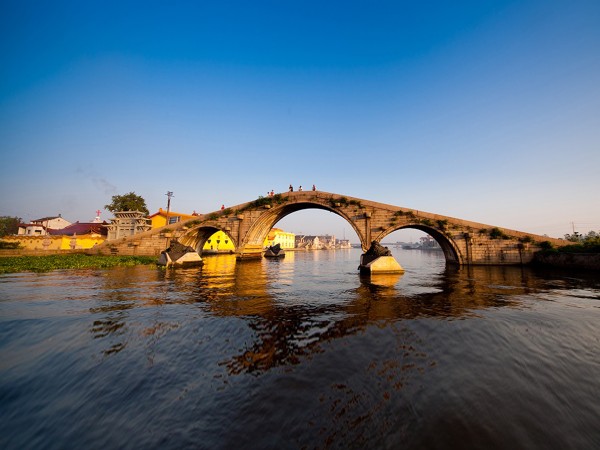 李忠杰：历史的前方是未来