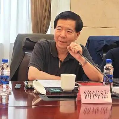 书香润申城 文脉传中国——专家学者为《爱上上海》献计献策