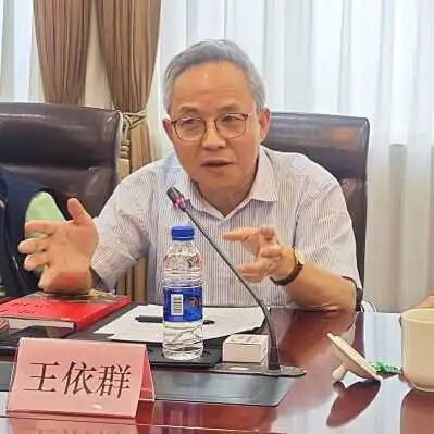 书香润申城 文脉传中国——专家学者为《爱上上海》献计献策