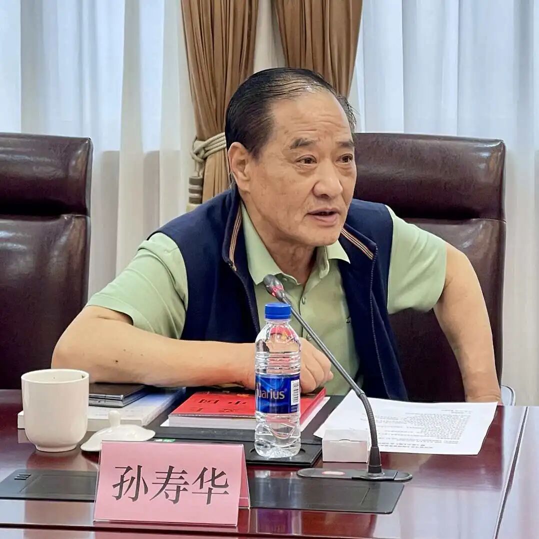 书香润申城 文脉传中国——专家学者为《爱上上海》献计献策