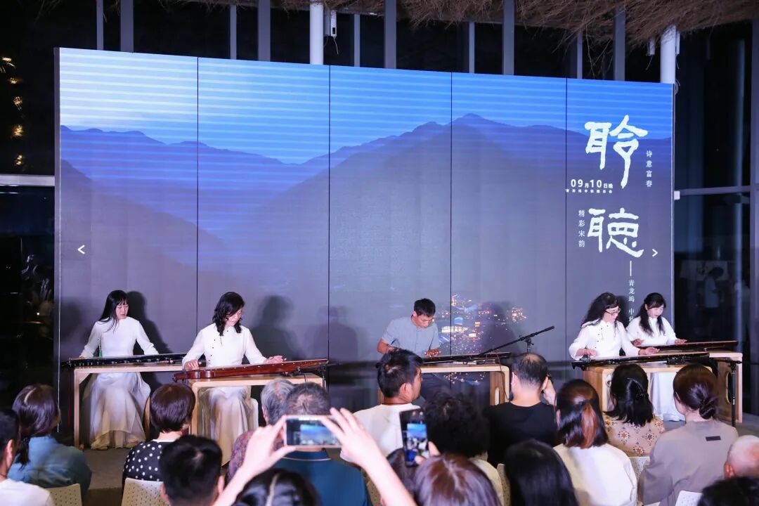 周华诚:从《笑傲江湖》到《与琴》,七弦上觅知音