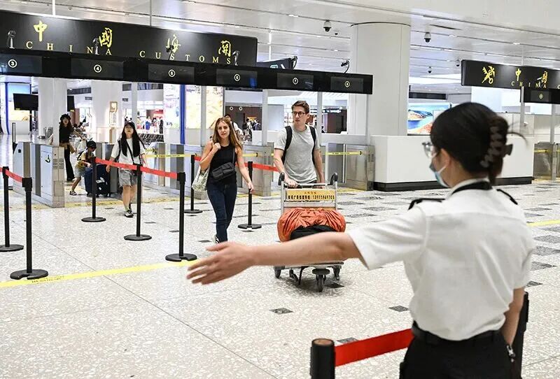 关铭闻:向前!中国开放的大门越开越大