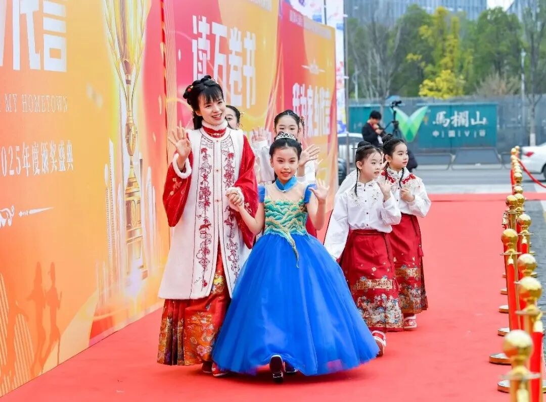 小一姐姐:从阅读者到中华文化传播者