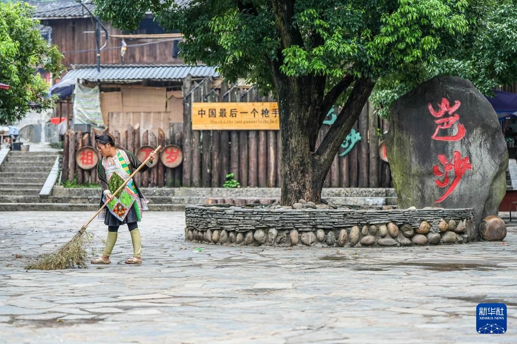 文化中国行·传统村落人文影像志｜岜沙村：“最后的枪手部落”