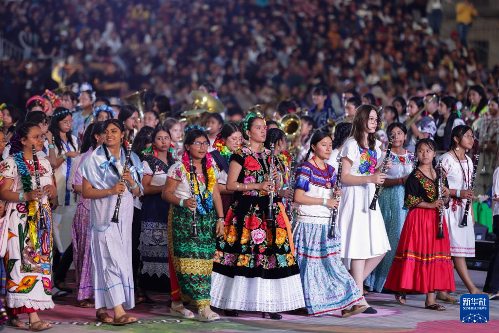 墨西哥举办原住民语言文化节